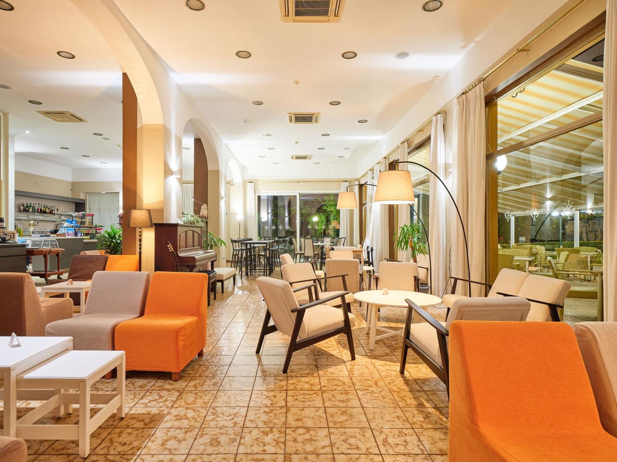 Hotel Bisesti ***S Garda  Esterno foto