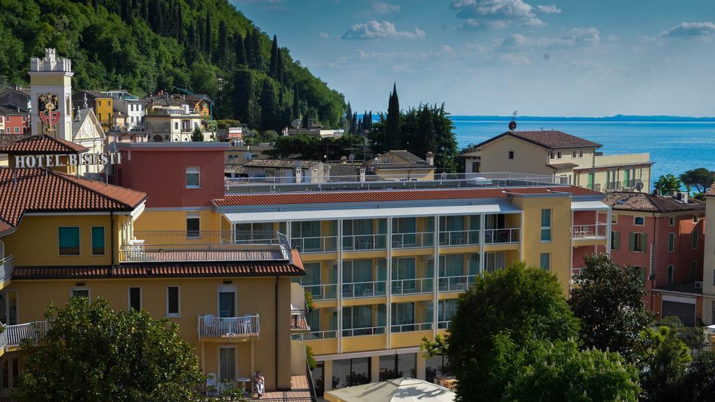 Hotel Bisesti ***S Garda  Esterno foto