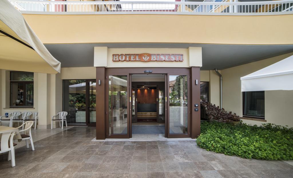Hotel Bisesti ***S Garda  Esterno foto