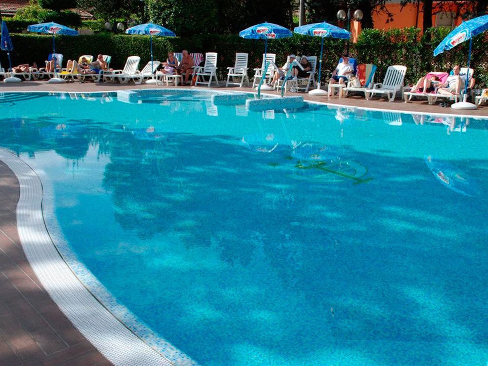 Hotel Bisesti ***S Garda  Esterno foto